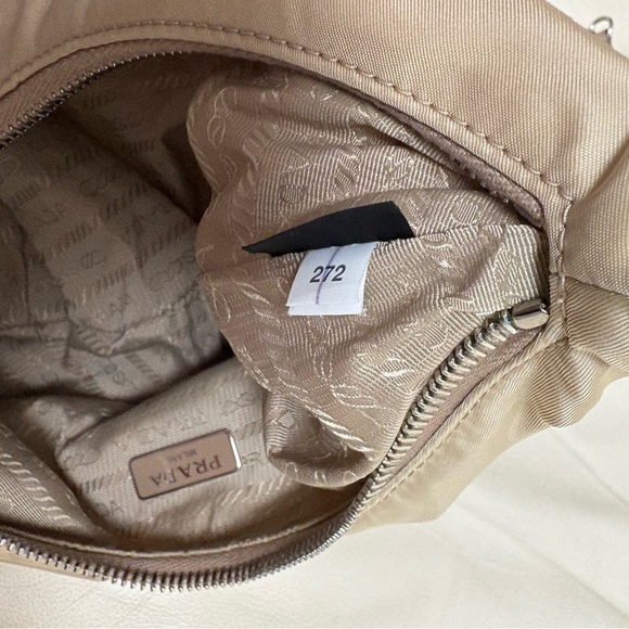 PRADA Re Edition Nylon 2006 Tessuto Beige Small Crescent Moon Bag - Picture 12 of 15